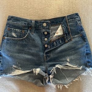 W27 Levi Denim Shorts